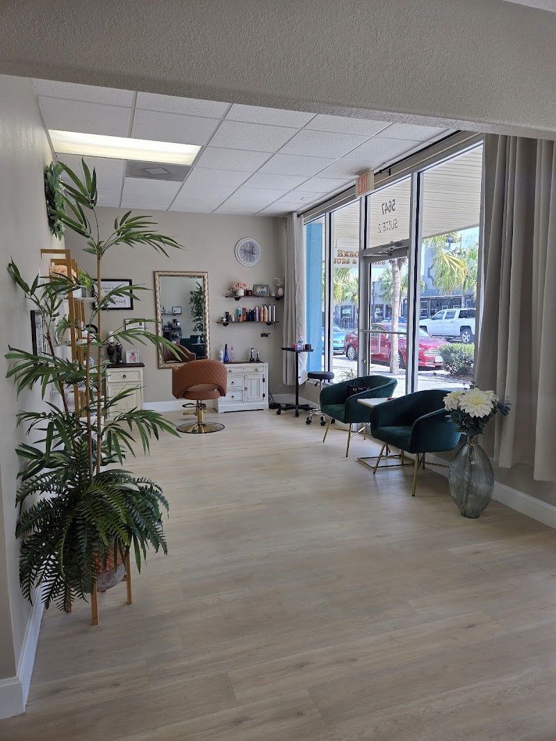 Beauty Bar on Main photo 5