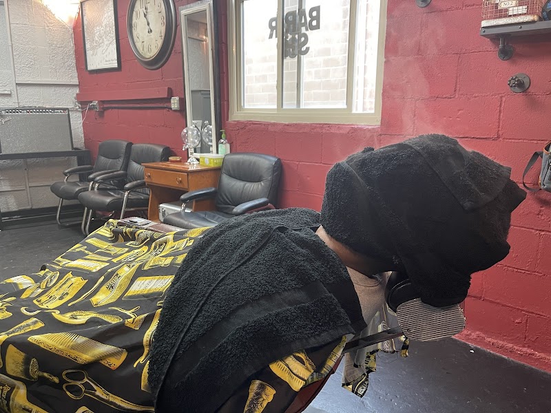 Good Old Fashioned Barbershop photo 2