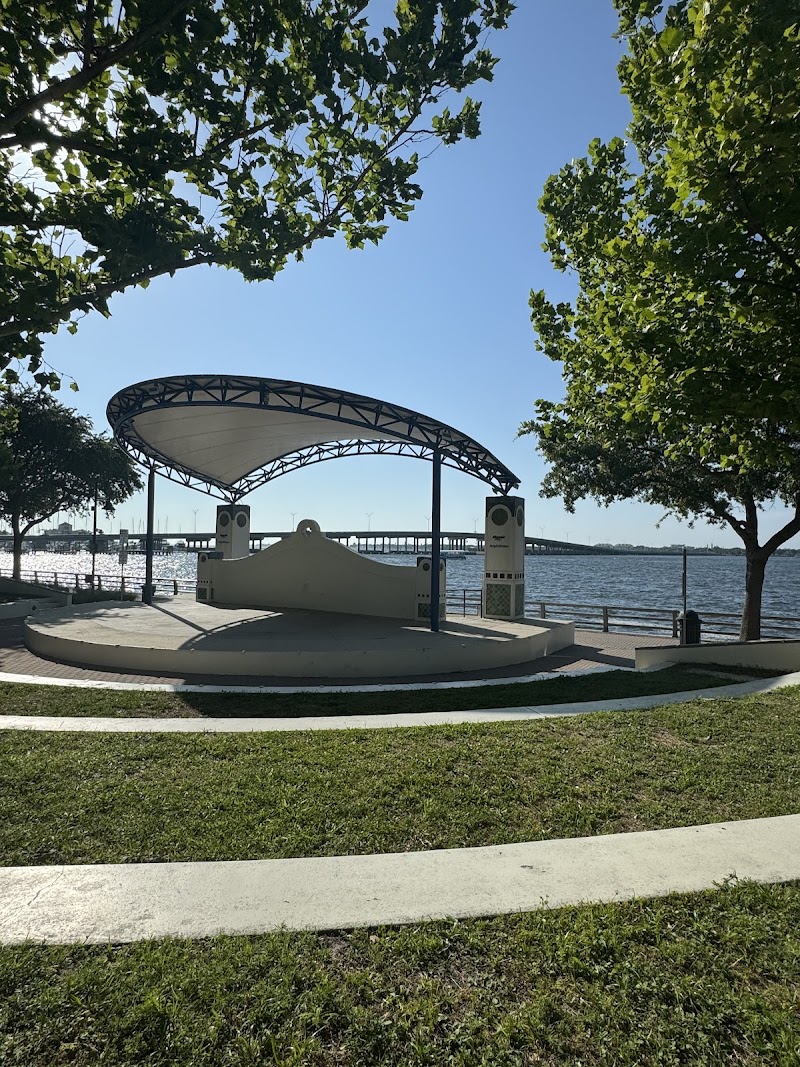 Mosaic Riverwalk Amphitheater photo 5