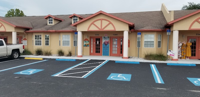A Unique Touch Massage and Colonic Day Spa photo 2