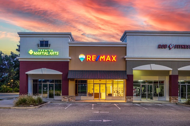 Susan Tulloch at RE/MAX Realty Unlimited - Fishhawk photo 3