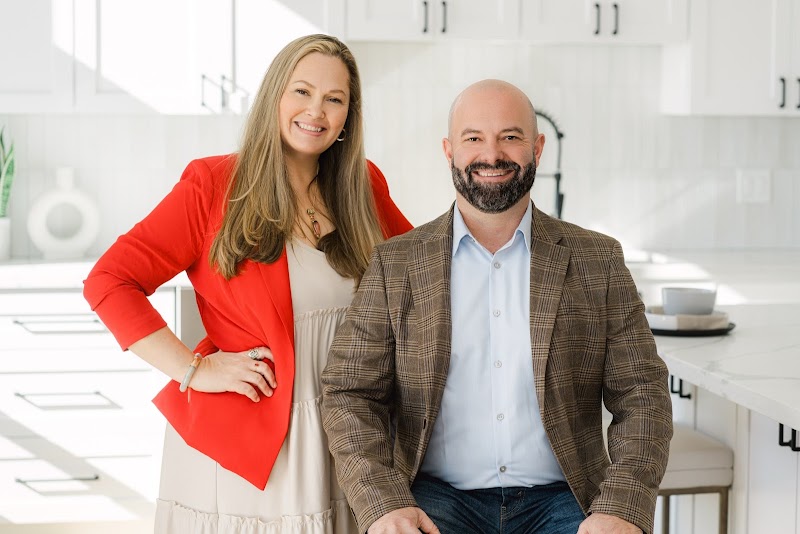 Photo of Mark & Annalee Huber - Luxe Places International Realty