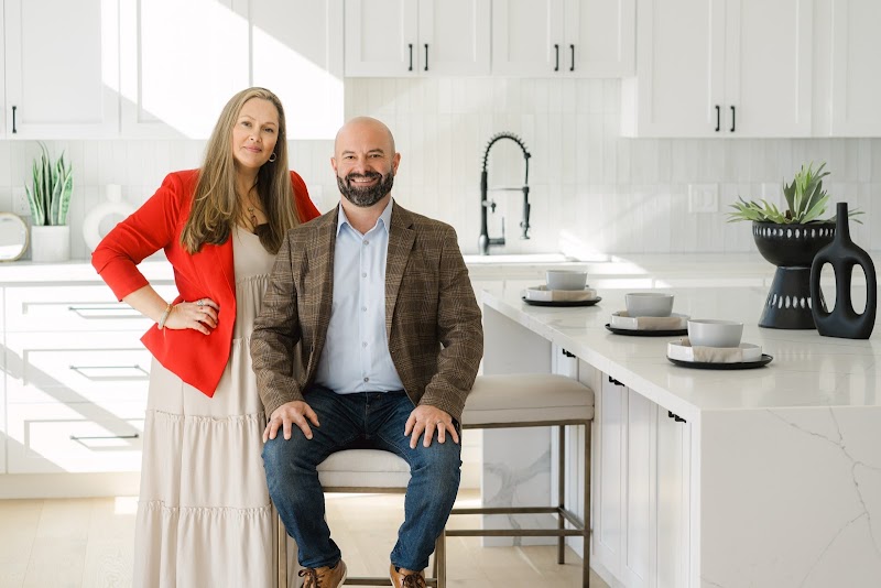Mark & Annalee Huber - Luxe Places International Realty photo 3