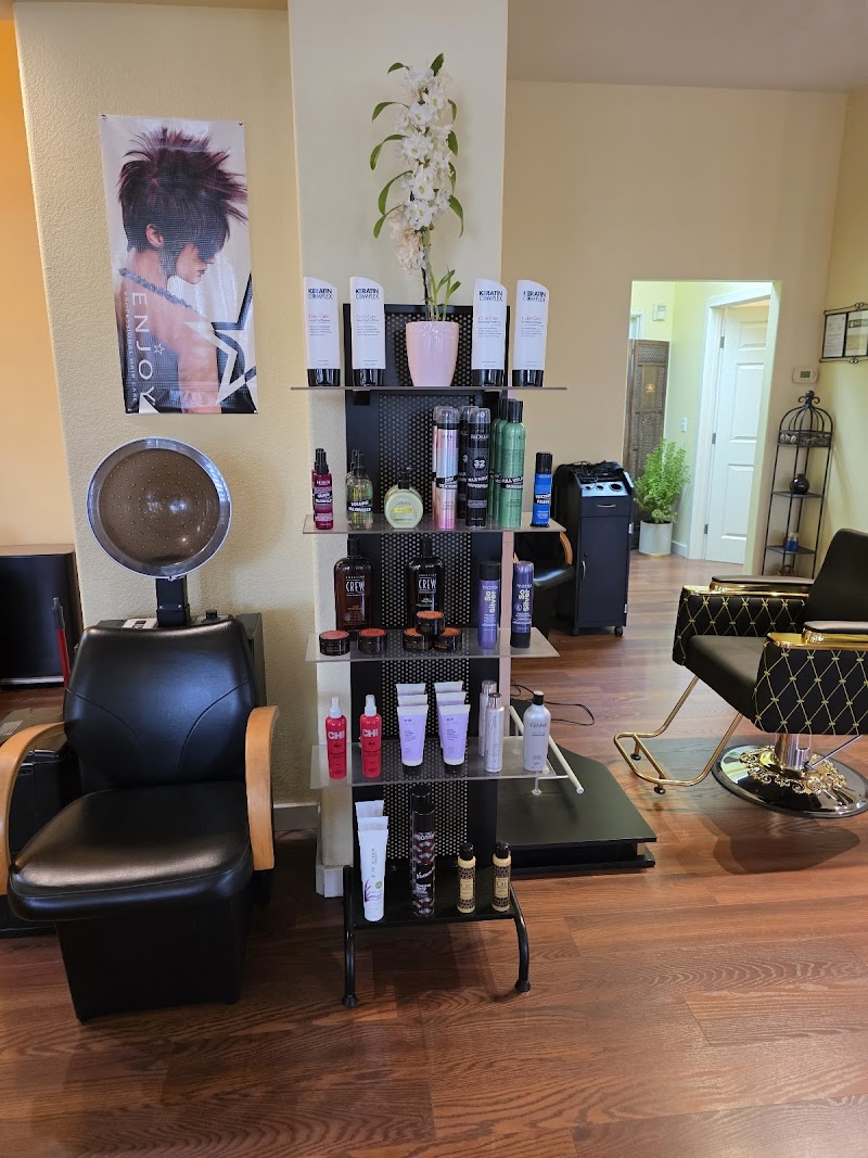 Windsor Beehive Salon photo 2