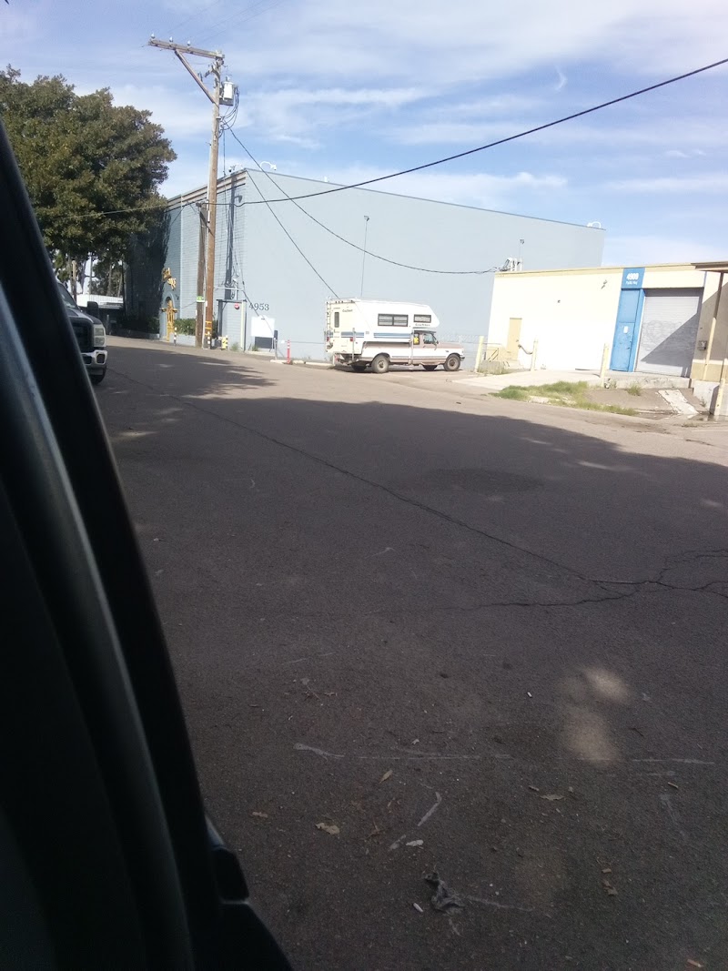 SD EZ RENT photo 5