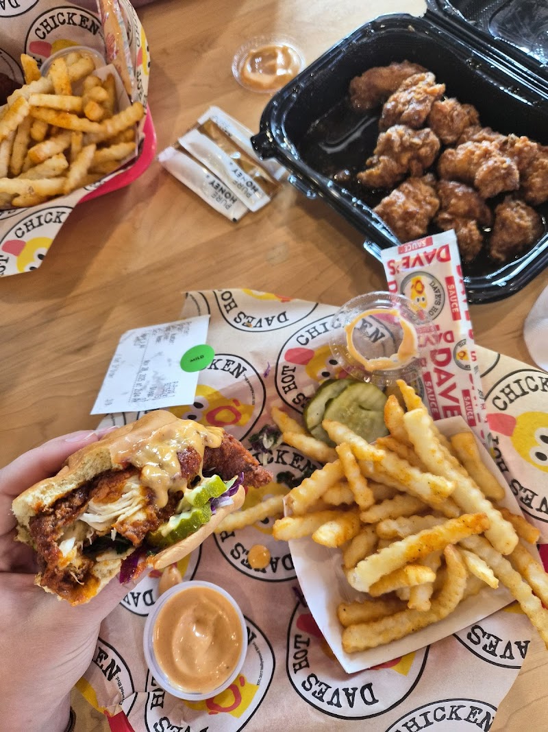 Dave's Hot Chicken photo 3