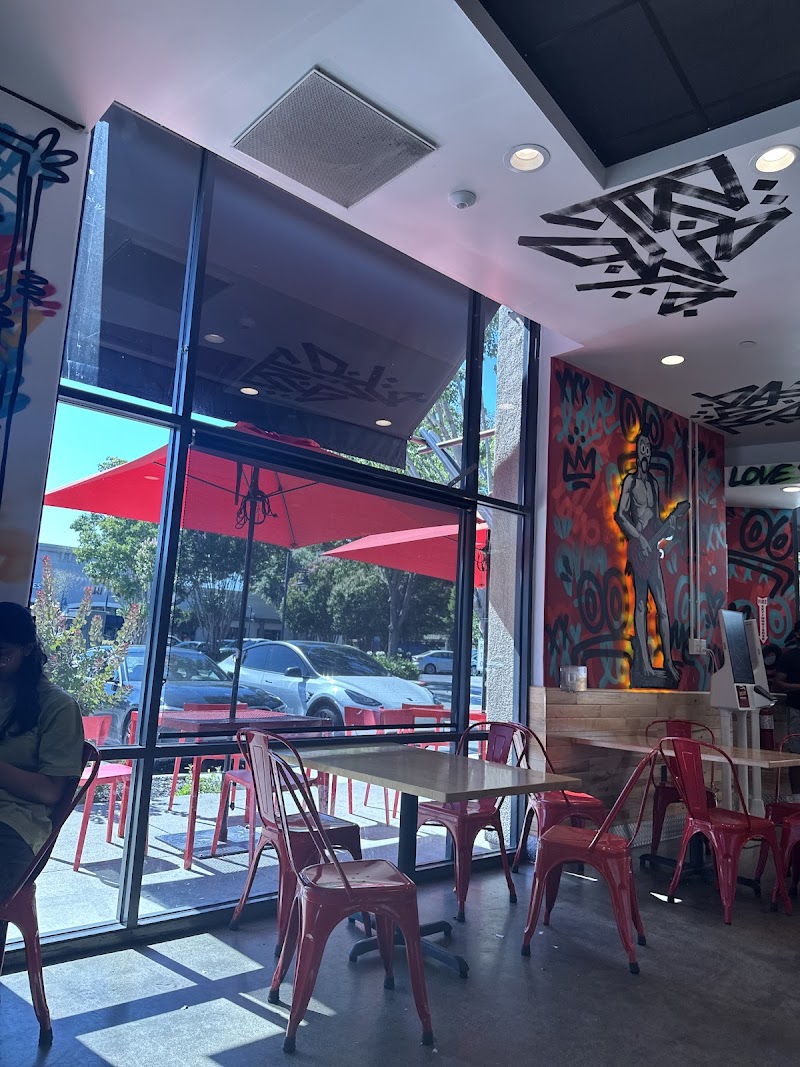 Dave's Hot Chicken photo 4