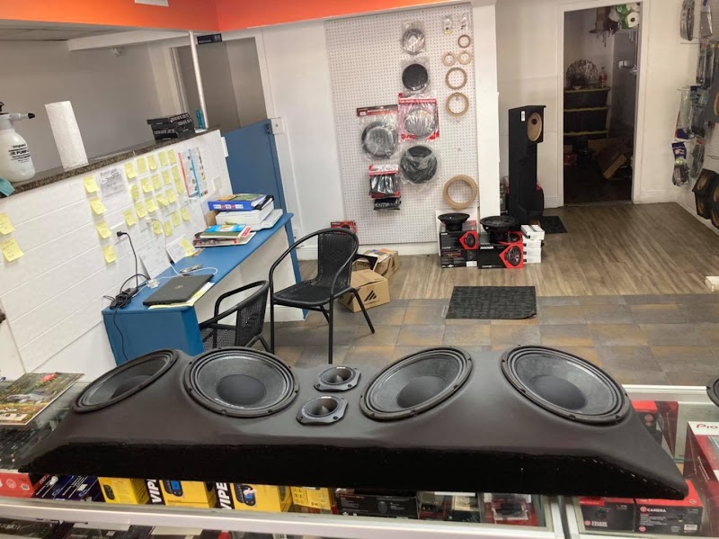 All Customs Audio & Window Tint photo 4