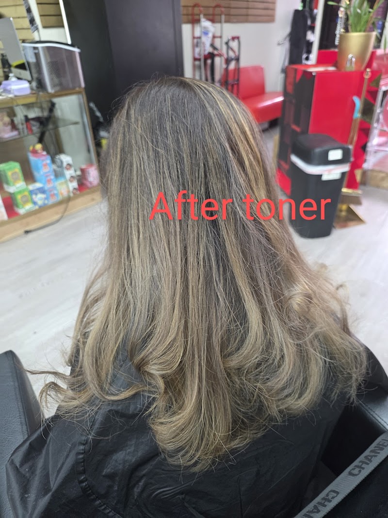 A 2nd Look BarberShop Full Service Salon Nail Salon And Spa photo 2