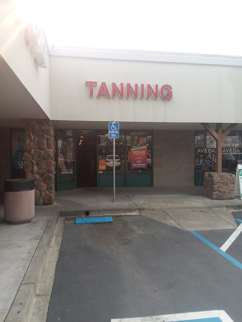 Palm Beach Tan photo 3
