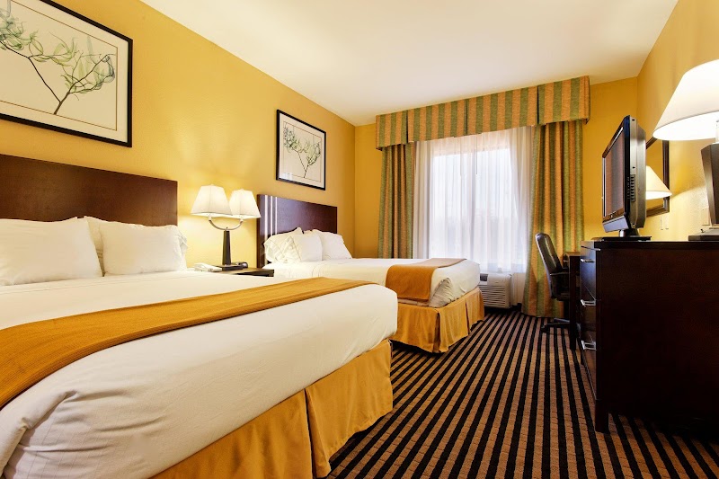 Holiday Inn Express Crockett by IHG photo 2