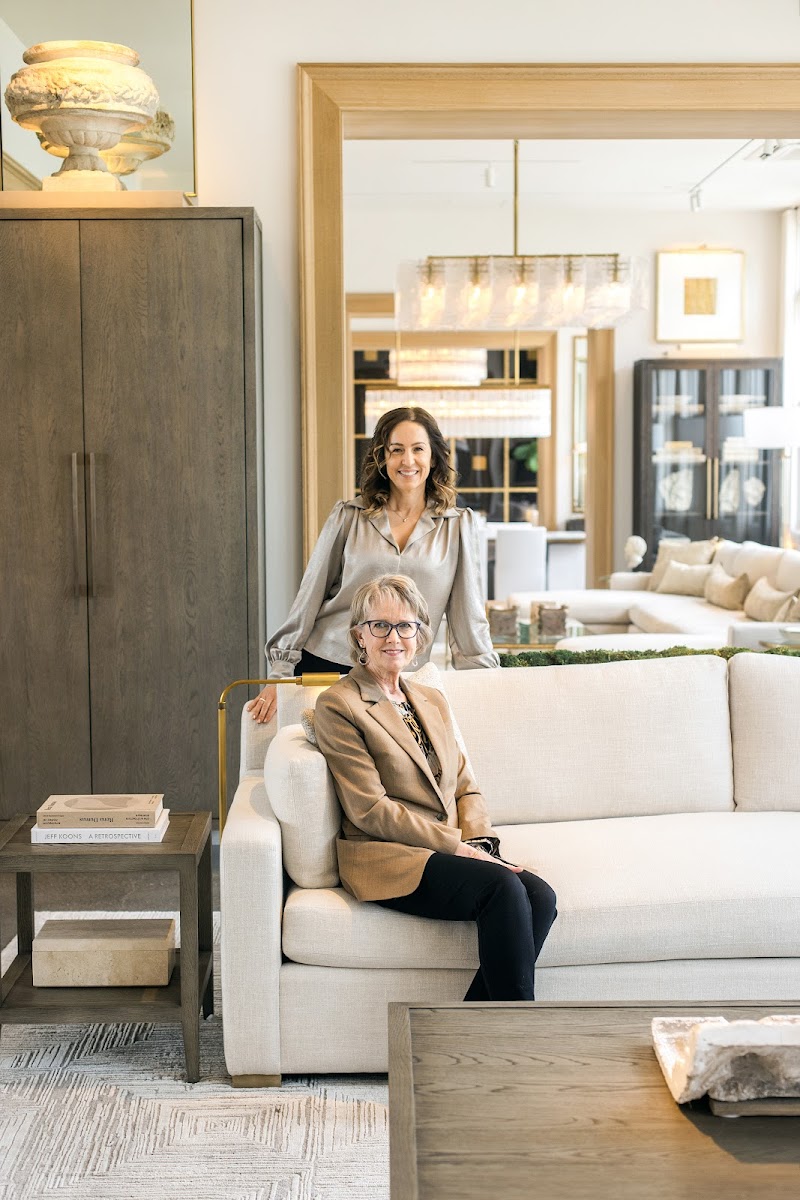 Lisa & Lisa Real Estate Consultant Group photo 4