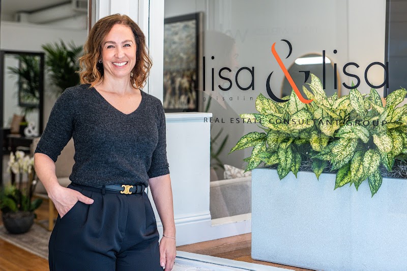Lisa & Lisa Real Estate Consultant Group photo 3