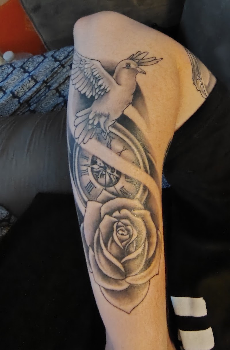 Photo of Dv8 Tattoos & Body Piercing