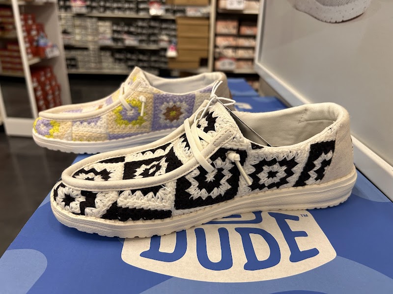 Shoe Station photo 3