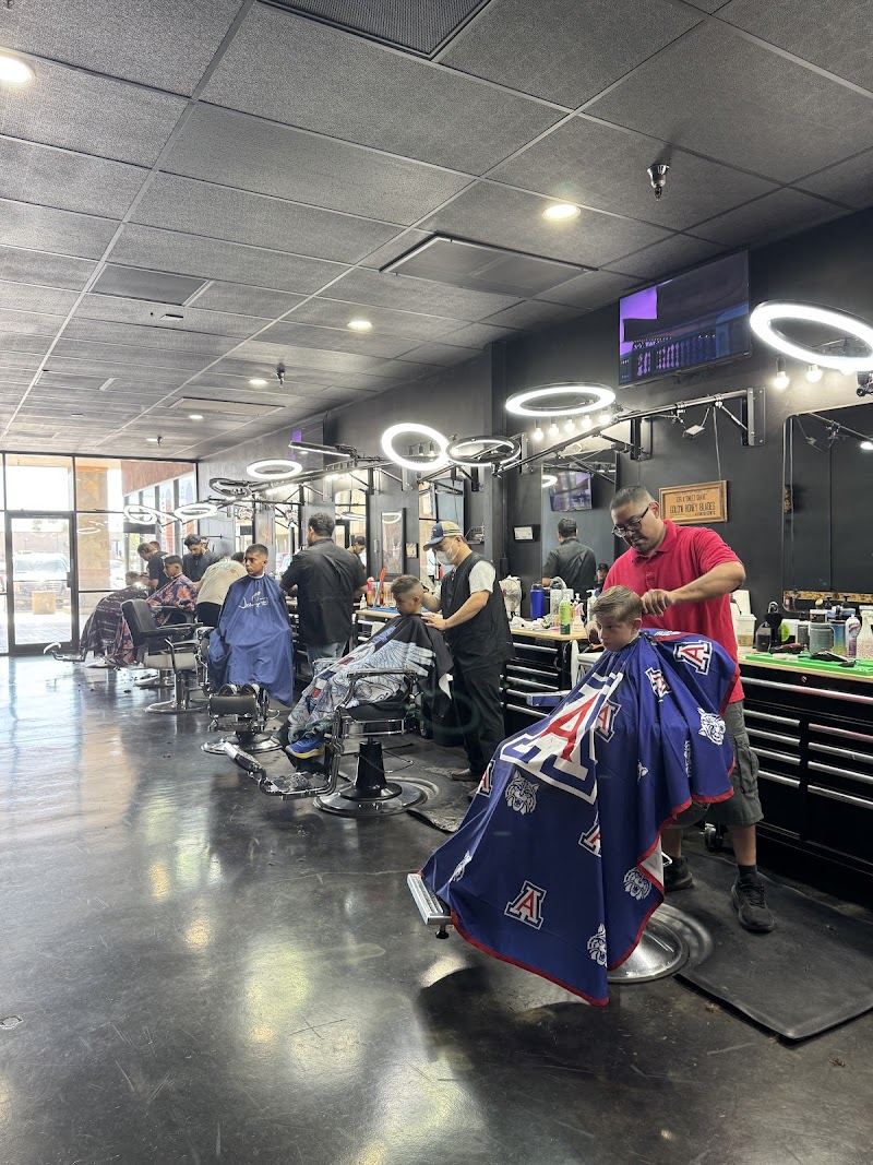 Photo of R & Z's Barbershop
