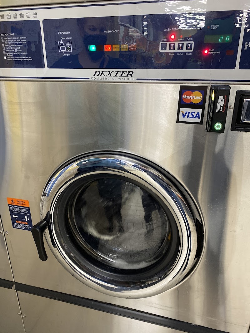 Fiesta Express Laundromat photo 3