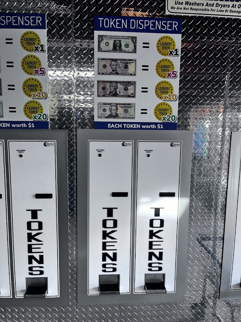 Fiesta Express Laundromat photo 5