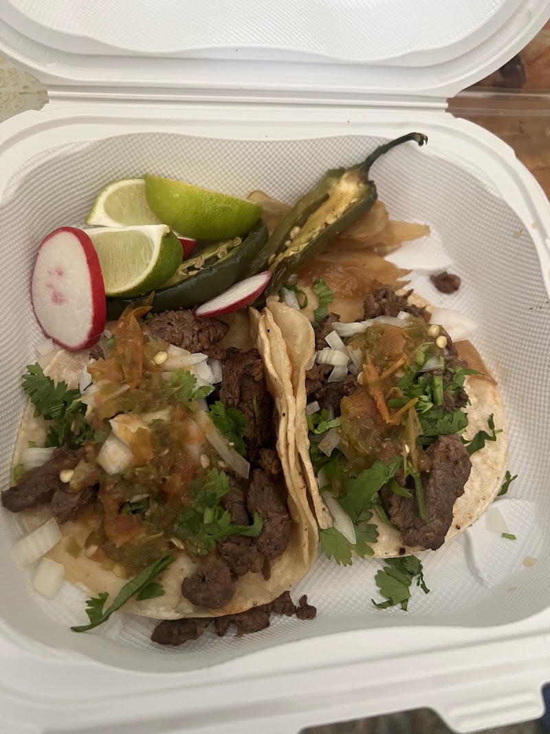 Los Aguilares Taco Truck photo 3