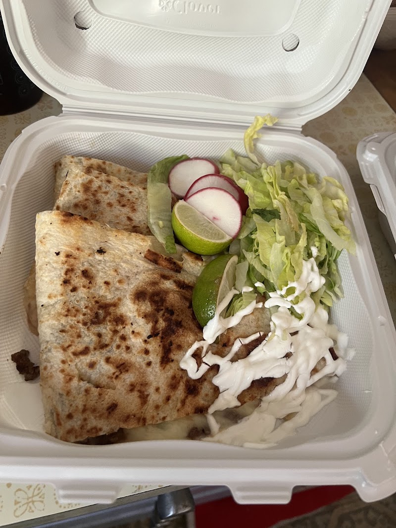 Los Aguilares Taco Truck photo 2