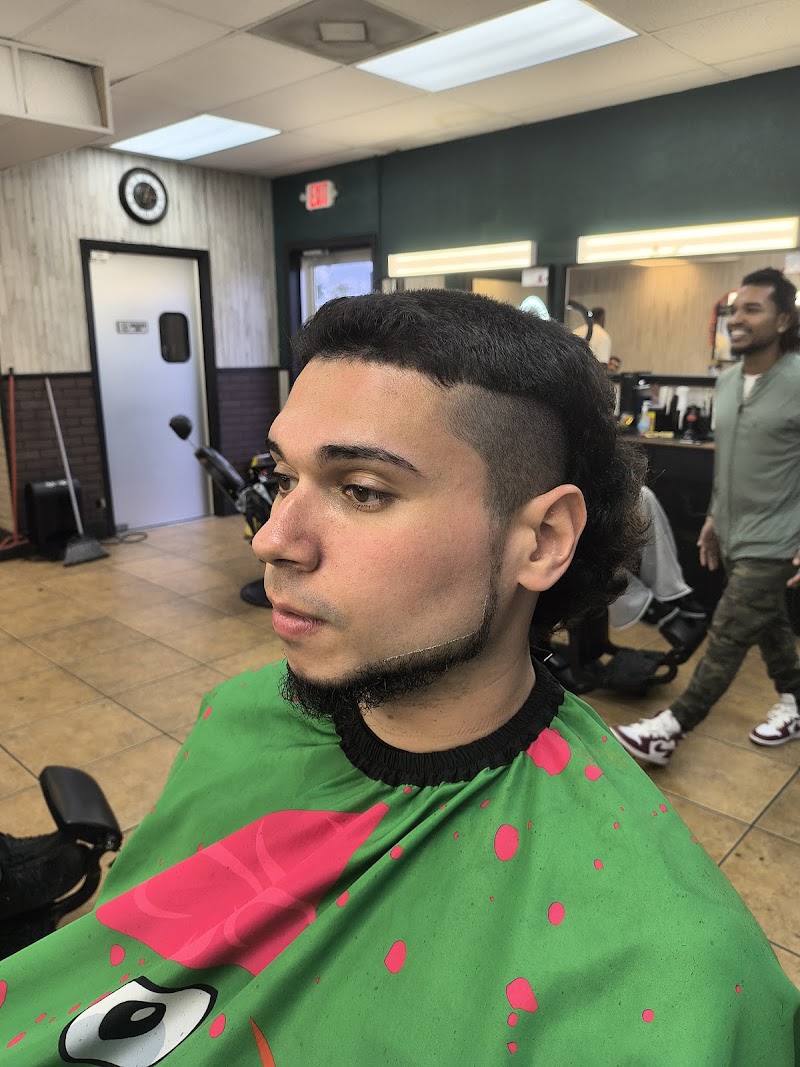 Ace of Cuts & Shaves photo 5