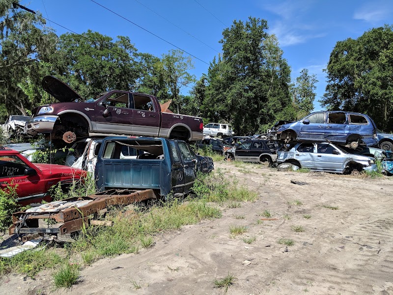 B & S Auto Salvage photo 2