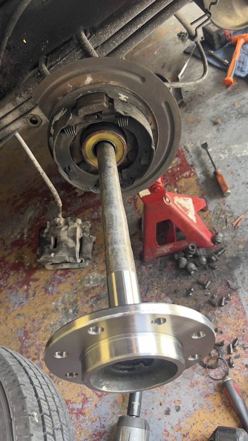 Mozalez Auto Repair, LLC photo 5