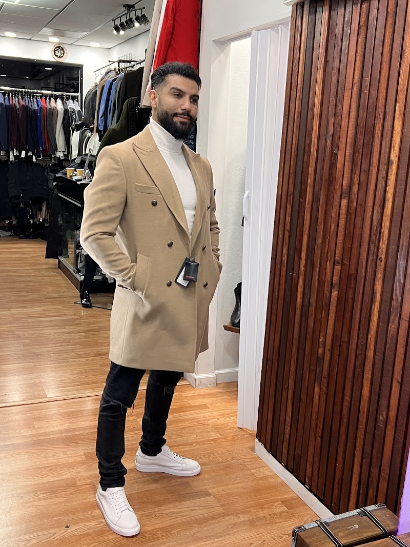 Elegance Factory | Suits & Tuxedos photo 3