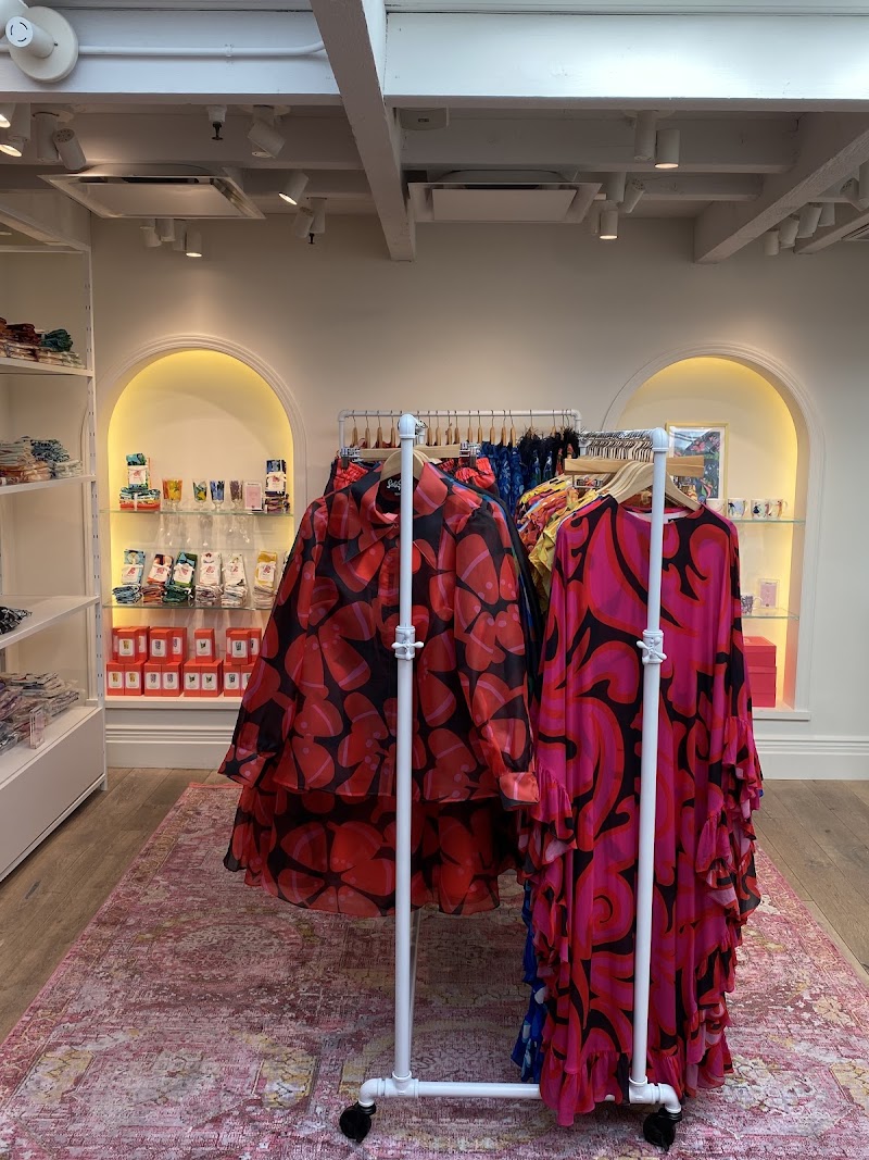Lesley Evers | Palo Alto Store photo 4