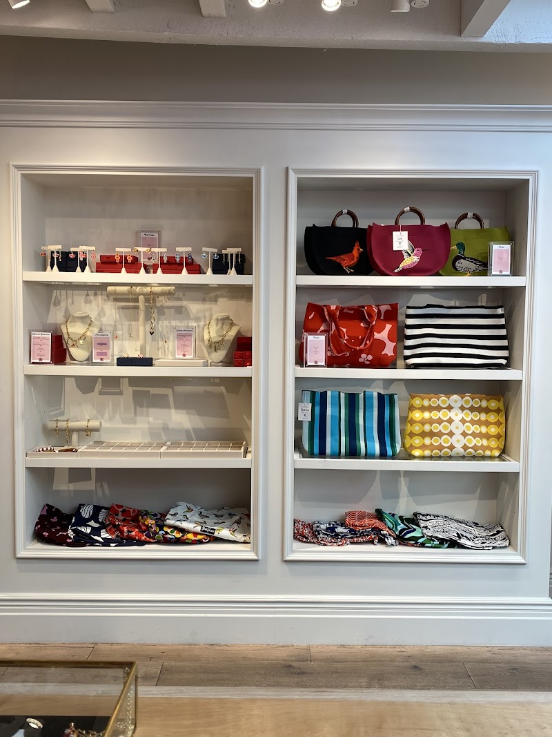 Photo of Lesley Evers | Palo Alto Store