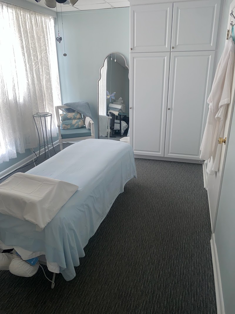 Photo of Massage Therapist Susan Reid R.N., L.M.T.