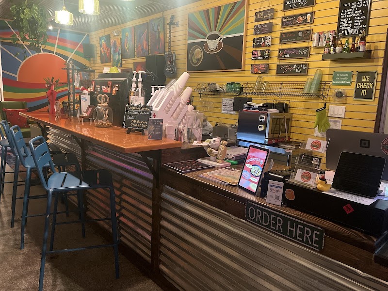 Retro House Coffee Bar & Asian Bistro