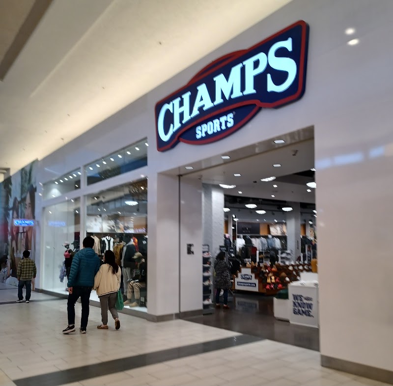 Champs Sports photo 4