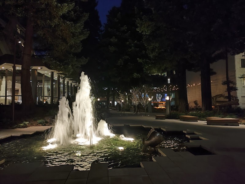 Guzzardo Fountain photo 2
