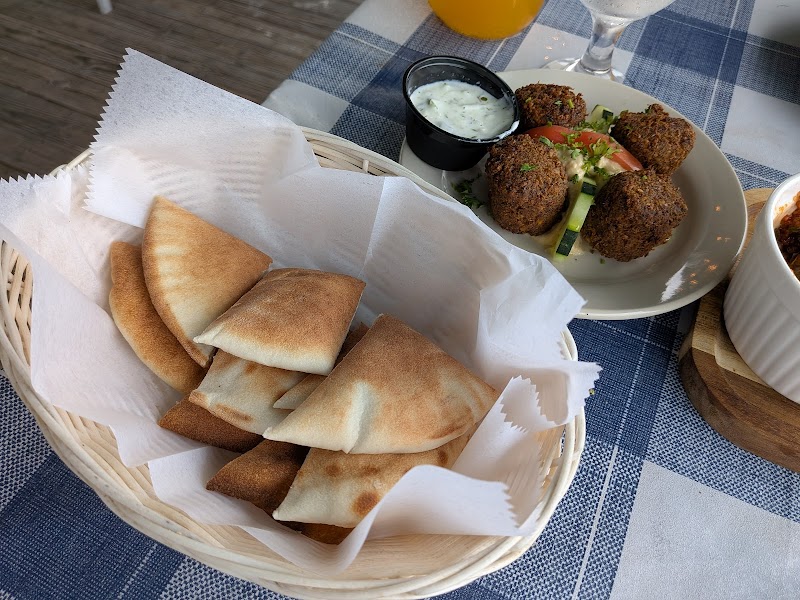 Mio’s Grill & Cafe photo 3