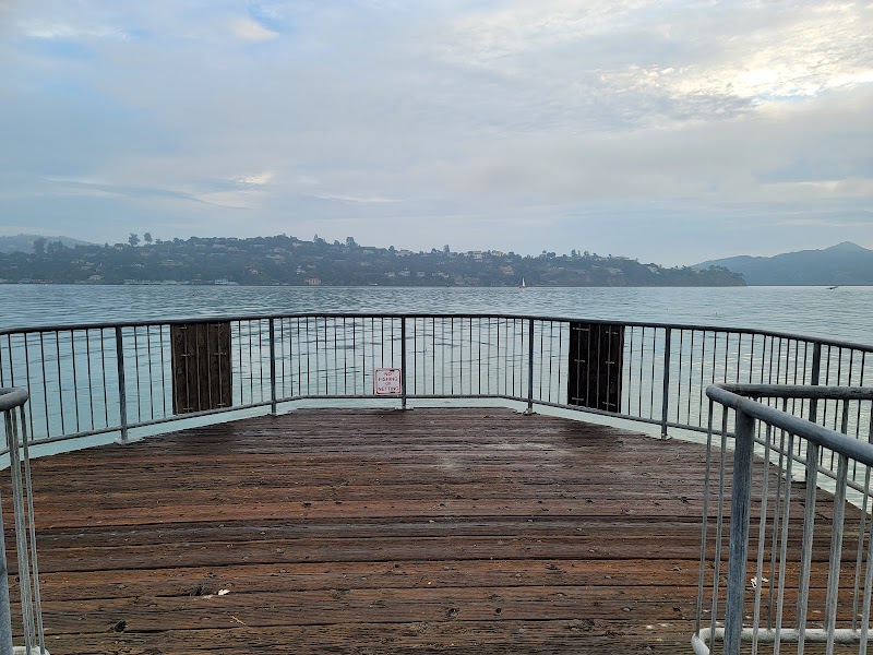 Richardson Bay viewpoint photo 3