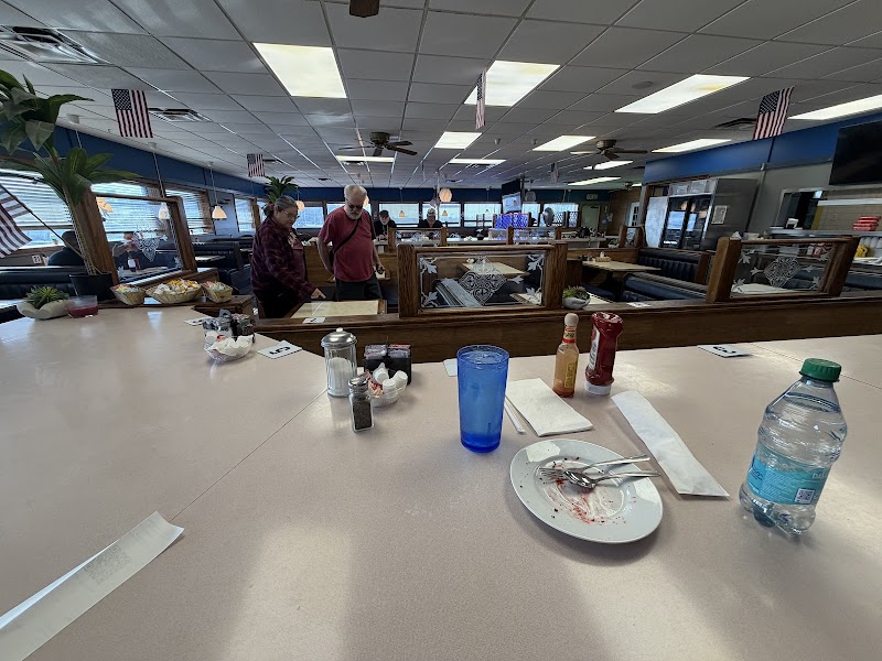 Cloverdale Kitchen Travel Plaza photo 4