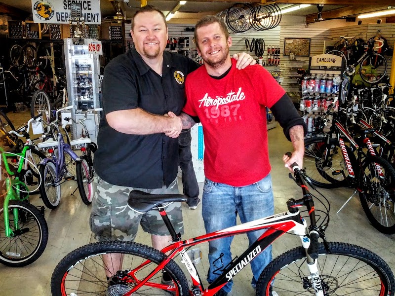 Round Trip Bike Shop photo 3