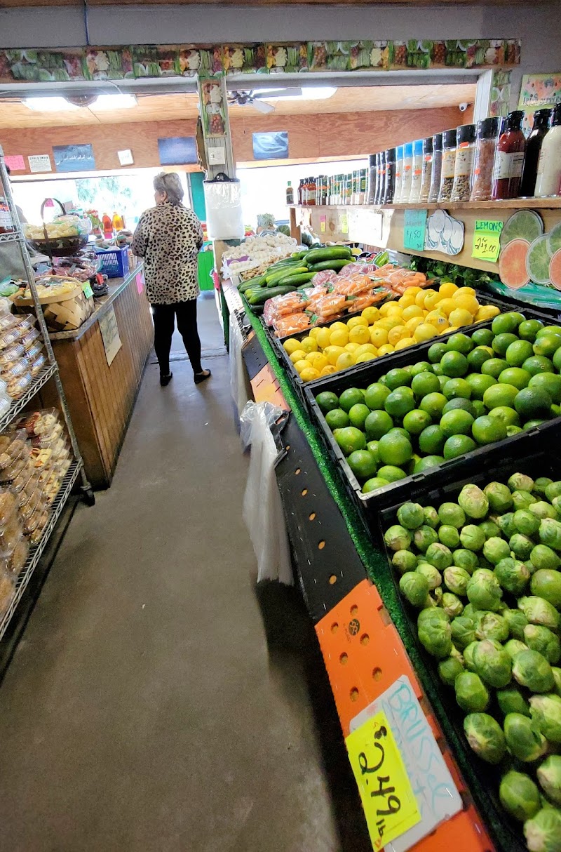 Sue's Farmers Market photo 3