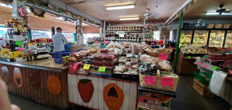 Sue's Farmers Market photo 5