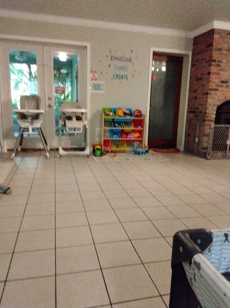 Bright Beginnings-Primeros Pasos Day Care photo 2
