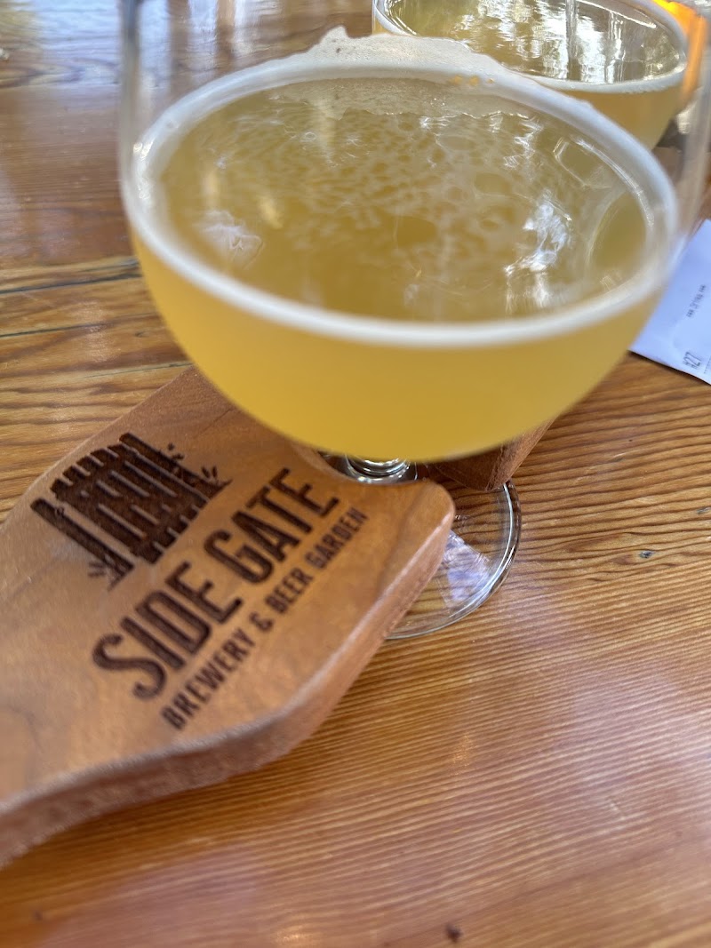 Side Gate Brewery & Beer Garden photo 2