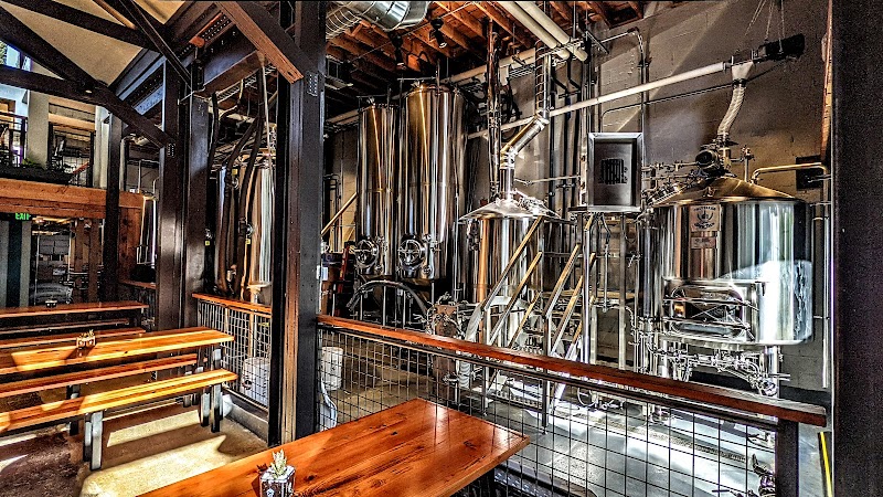 Side Gate Brewery & Beer Garden photo 4