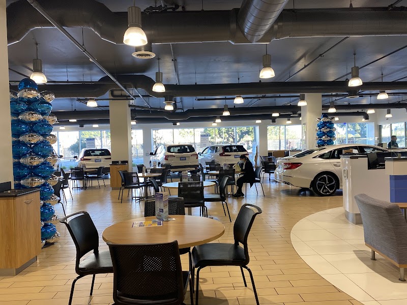 Honda of Downtown Los Angeles Service Department photo 5