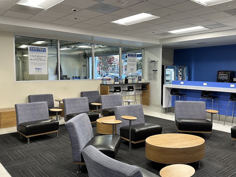 Honda of Downtown Los Angeles Service Department photo 2