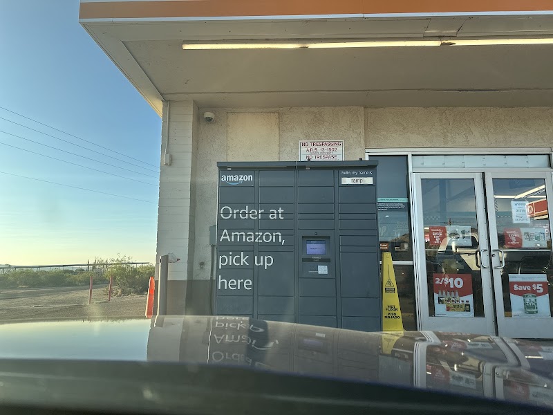 Photo of Amazon Locker - Ramp