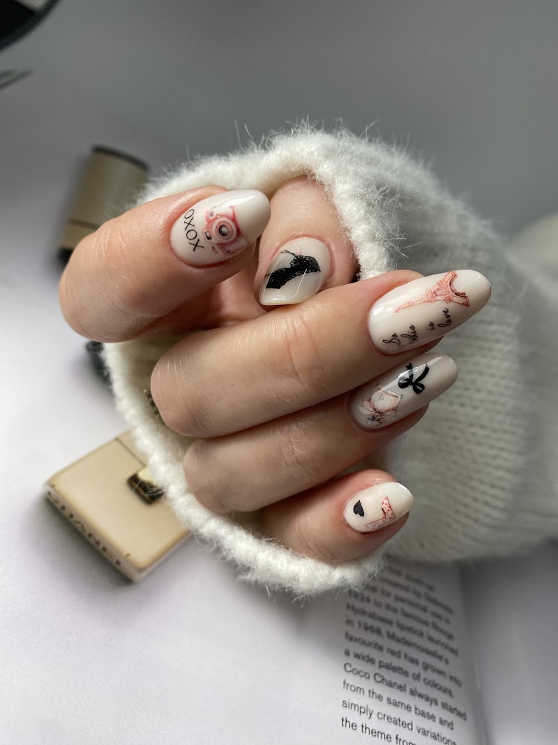 Bosska Studio – Russian Manicure & Dry Pedicure Nail Salon photo 5