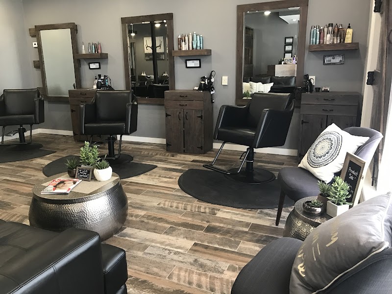 Studio One Seven Salon photo 4