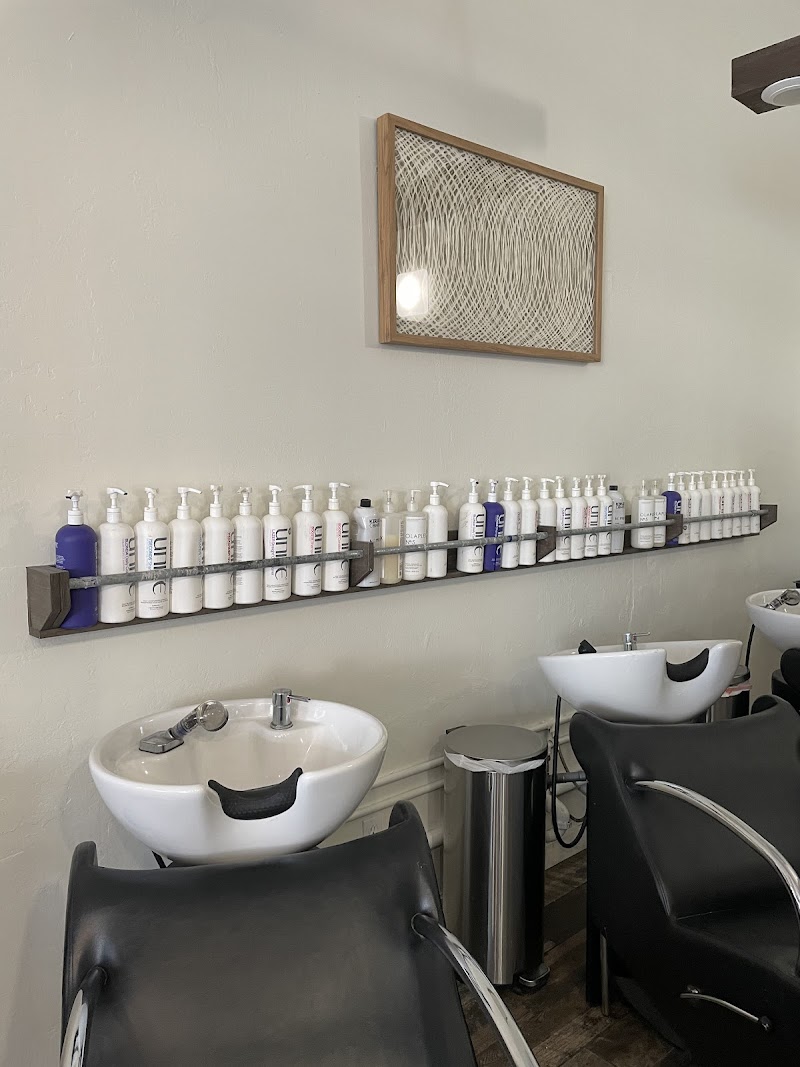 Studio One Seven Salon photo 2
