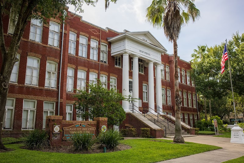 Photo of 1914 High School Community Center